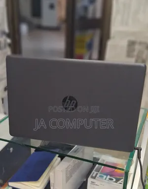 New Laptop HP Stream Notebook 8GB Intel Core I5 SSHD (Hybrid) 1.5T