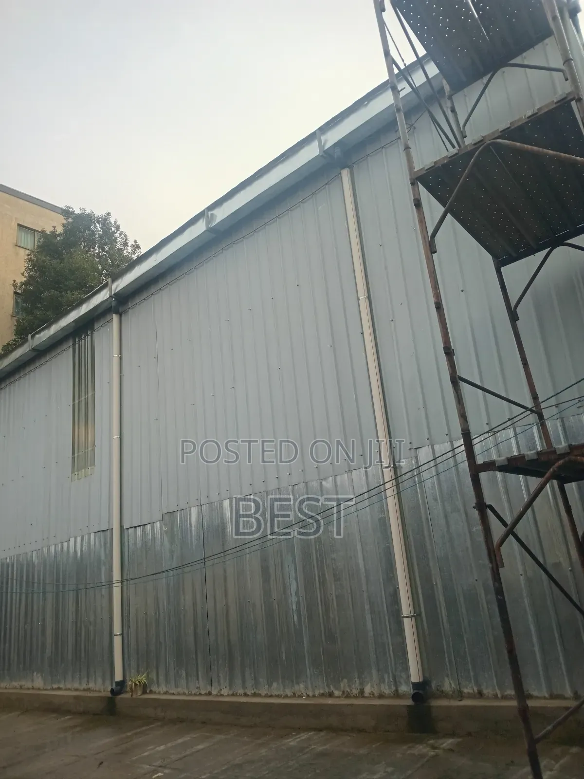 የሚከራይ መጋዘን መርካቶ አጠገብ,Ware House for Rent Around Mercato