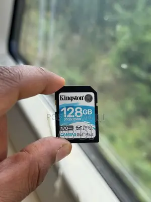 Photo - Kingston 128gb SDXC