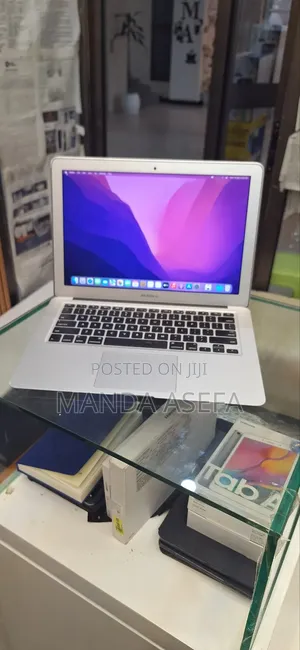 Photo - New Laptop Apple MacBook Air 2017 8GB Intel Core I5 SSD 256GB