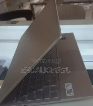 New Laptop HP Envy X360 16GB Intel Core I5 SSD 512GB