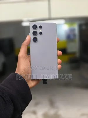 New Samsung Galaxy S24 Ultra 256 GB