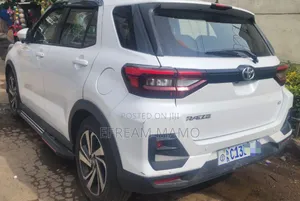 Toyota Raize 2022 White