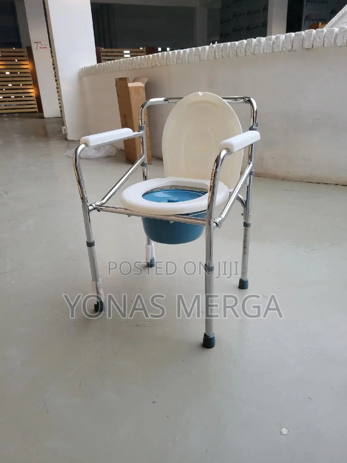 Commodo Chair淹叉toilet Chair岯≡Pot+Shower௹犀 Toilet Chair$Upto150 Kg