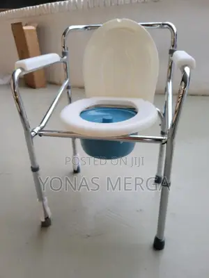 Photo - Commode=Toilet Chair盆፬shower Chair占領waterproof Chair川፱commodo Chair