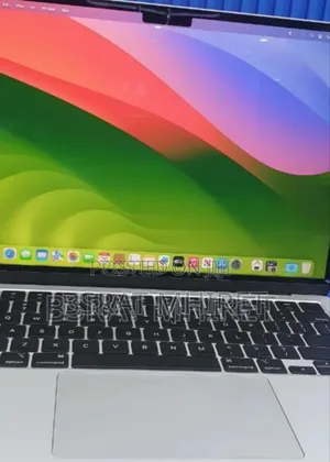 New Laptop Apple MacBook Air 2024 M3 13-inch 16GB Apple M3 SSD 512GB