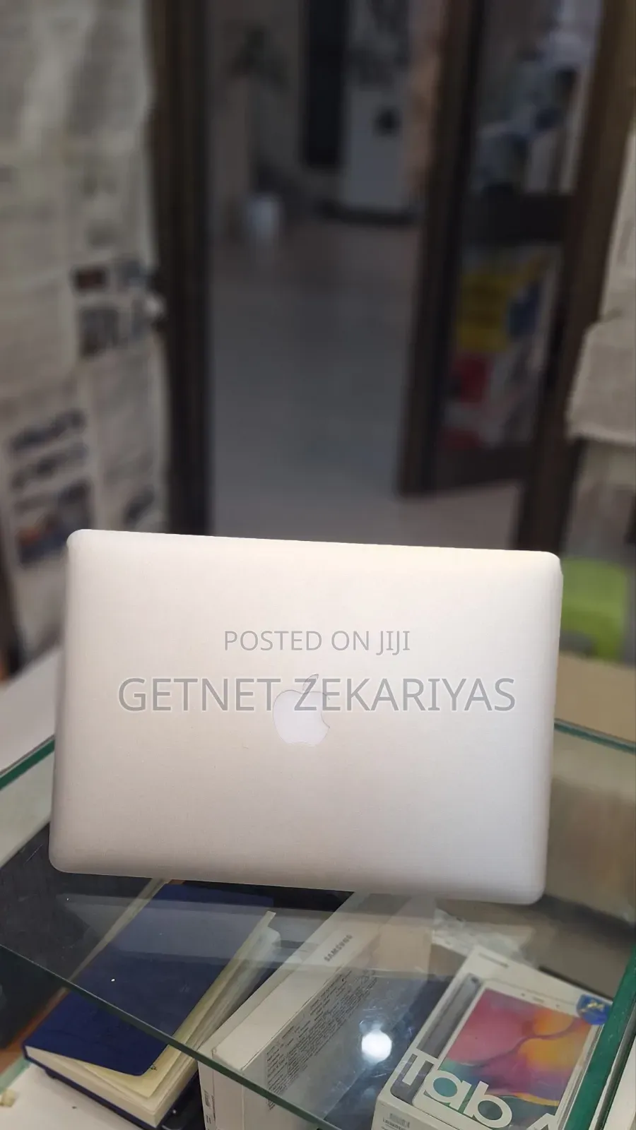 New Laptop Apple MacBook Air 2017 8GB Intel Core I5 SSD 256GB