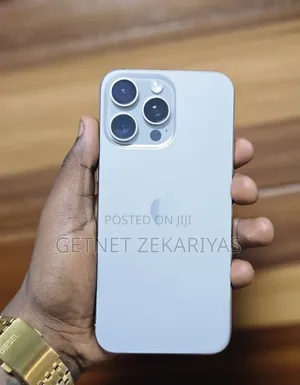 New Apple iPhone 15 Pro Max 256 GB