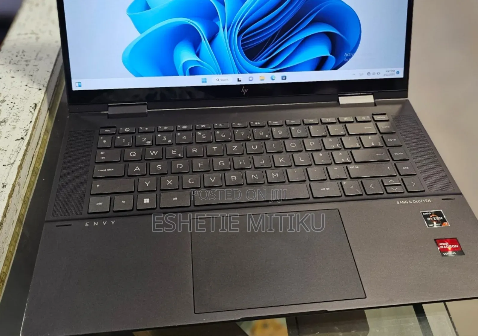New Laptop HP Envy X360 16GB AMD Ryzen 7 SSD 512GB