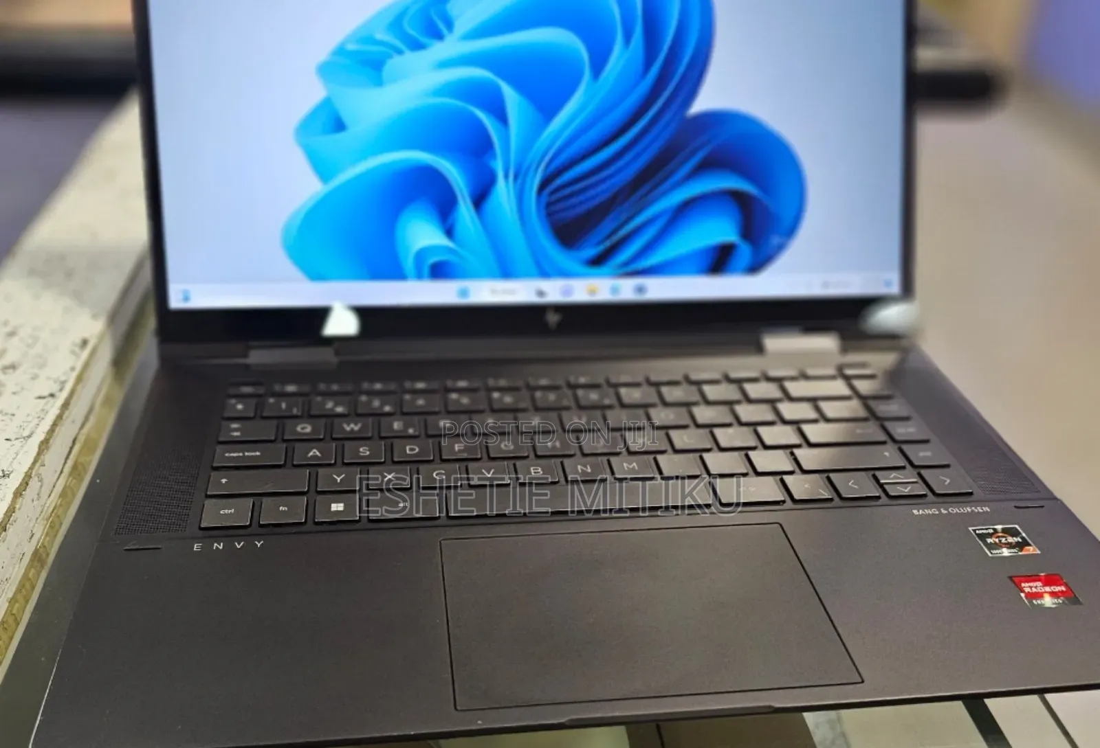 New Laptop HP Envy X360 16GB AMD Ryzen 7 SSD 512GB