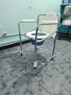 Photo - Commode Chair嵗我toilet Chair參觀poty Chair競爭commode Chair協會poty Chair New