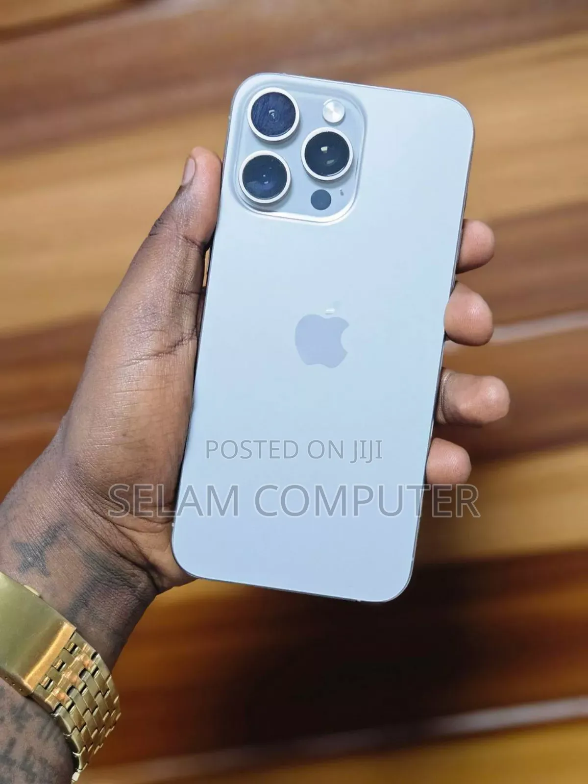 New Apple iPhone 15 Pro 256 GB