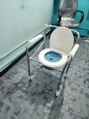 Commode Chair峻峭toilet Chair死後commode Chair嵾老commode Chair求救poty Chair