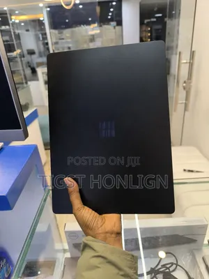 Photo - New Laptop Microsoft Surface Pro 4 16GB Intel Core I7 SSD 512GB