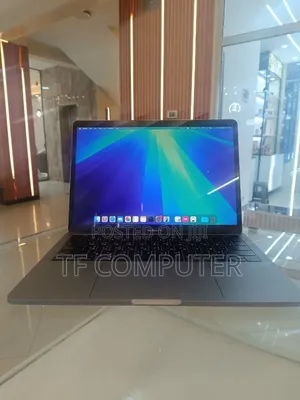 New Laptop Apple MacBook Pro 2019 8GB Intel Core I5 SSD 256GB