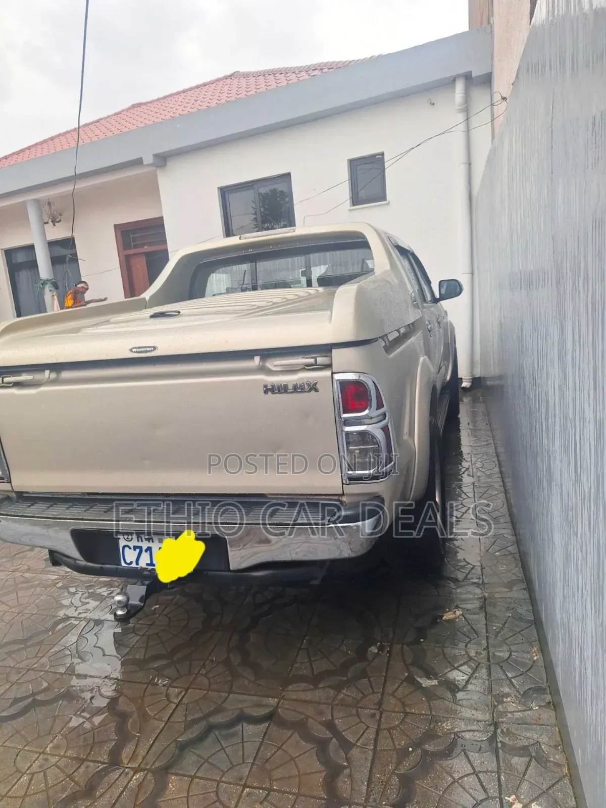 Toyota Hilux 2014 Pink