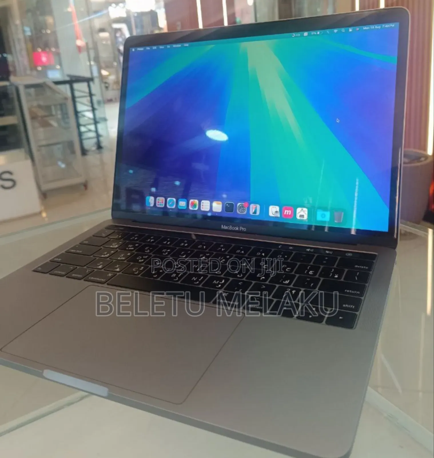 New Laptop Apple MacBook Pro 2019 8GB Intel Core I5 SSD 256GB