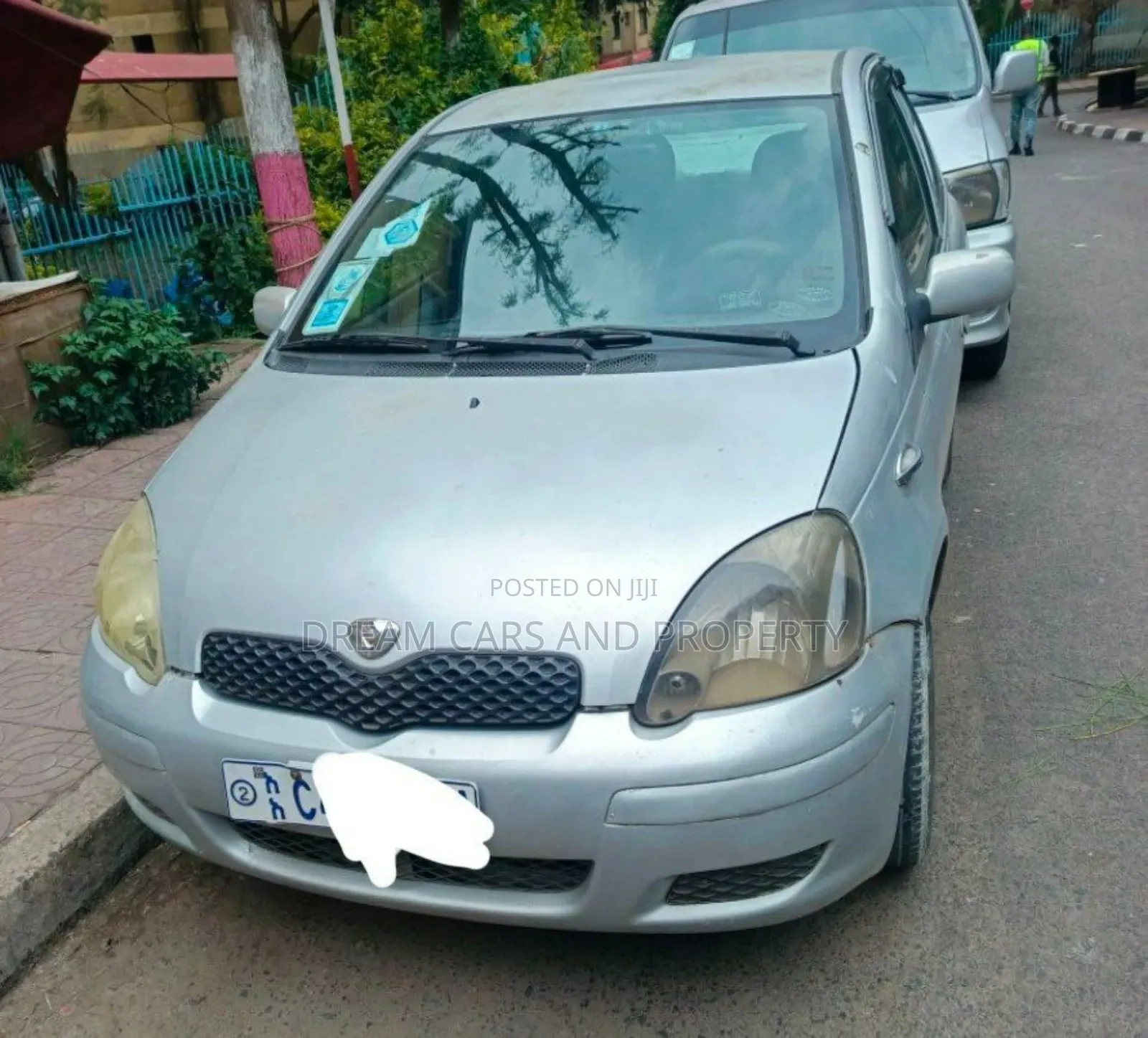 Toyota Vitz 1.0 FWD 5dr 2004 Silver