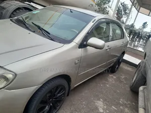Toyota Corolla Sedan Automatic 2003 Gold