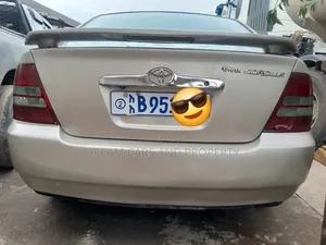 Toyota Corolla Sedan Automatic 2003 Gold