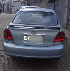 Toyota Platz 1.0 FWD 2005 Blue