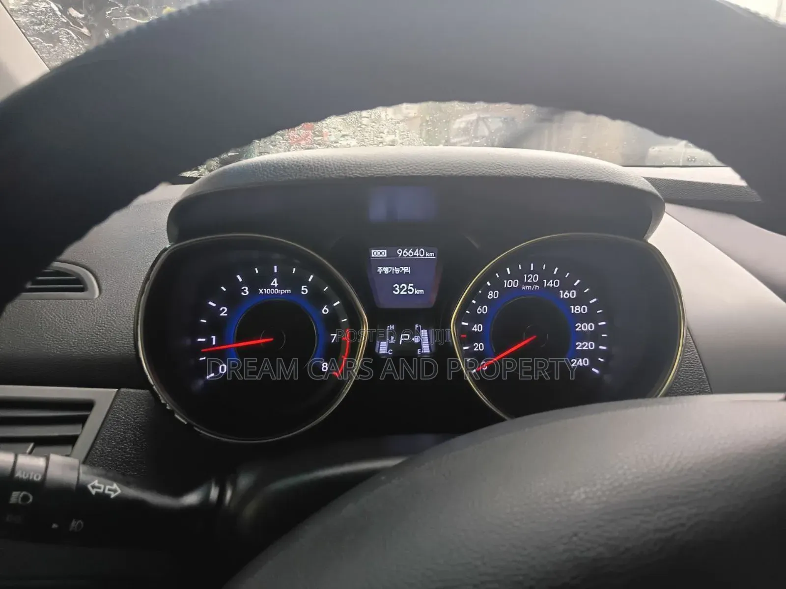 Hyundai Avante 2011 Silver