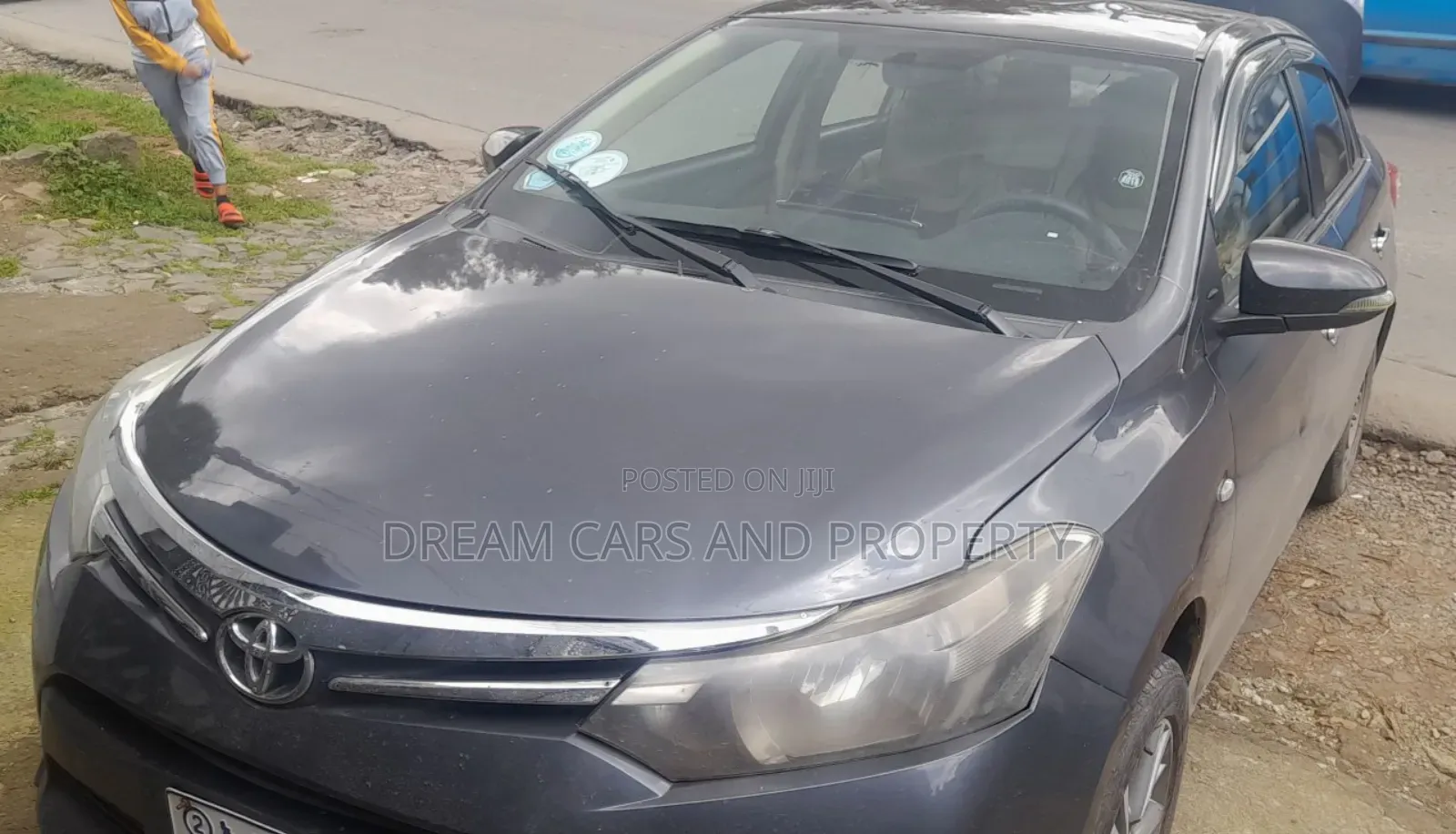 Toyota Yaris LE Hatchback 5dr 2015 Gray