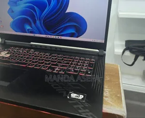 New Laptop Asus ROG Strix G17 16GB Intel Core I7 SSD 1T