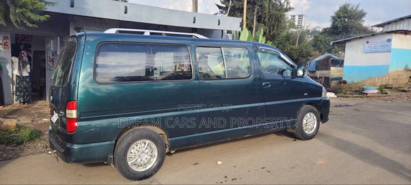 Toyota HiAce 2008 Green