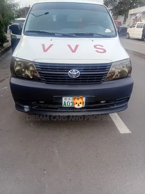 Photo - Toyota HiAce 2008 White