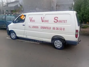 Toyota HiAce 2008 White