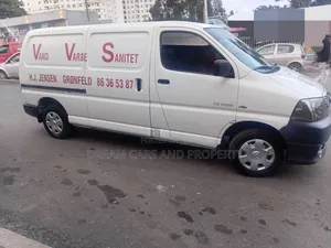 Toyota HiAce 2008 White