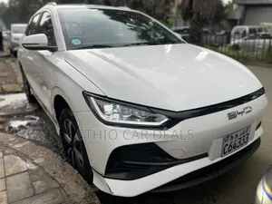 Photo - BYD E2 43 kWh 94 hp FWD 2024 White