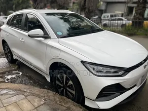 BYD E2 43 kWh 94 hp FWD 2024 White