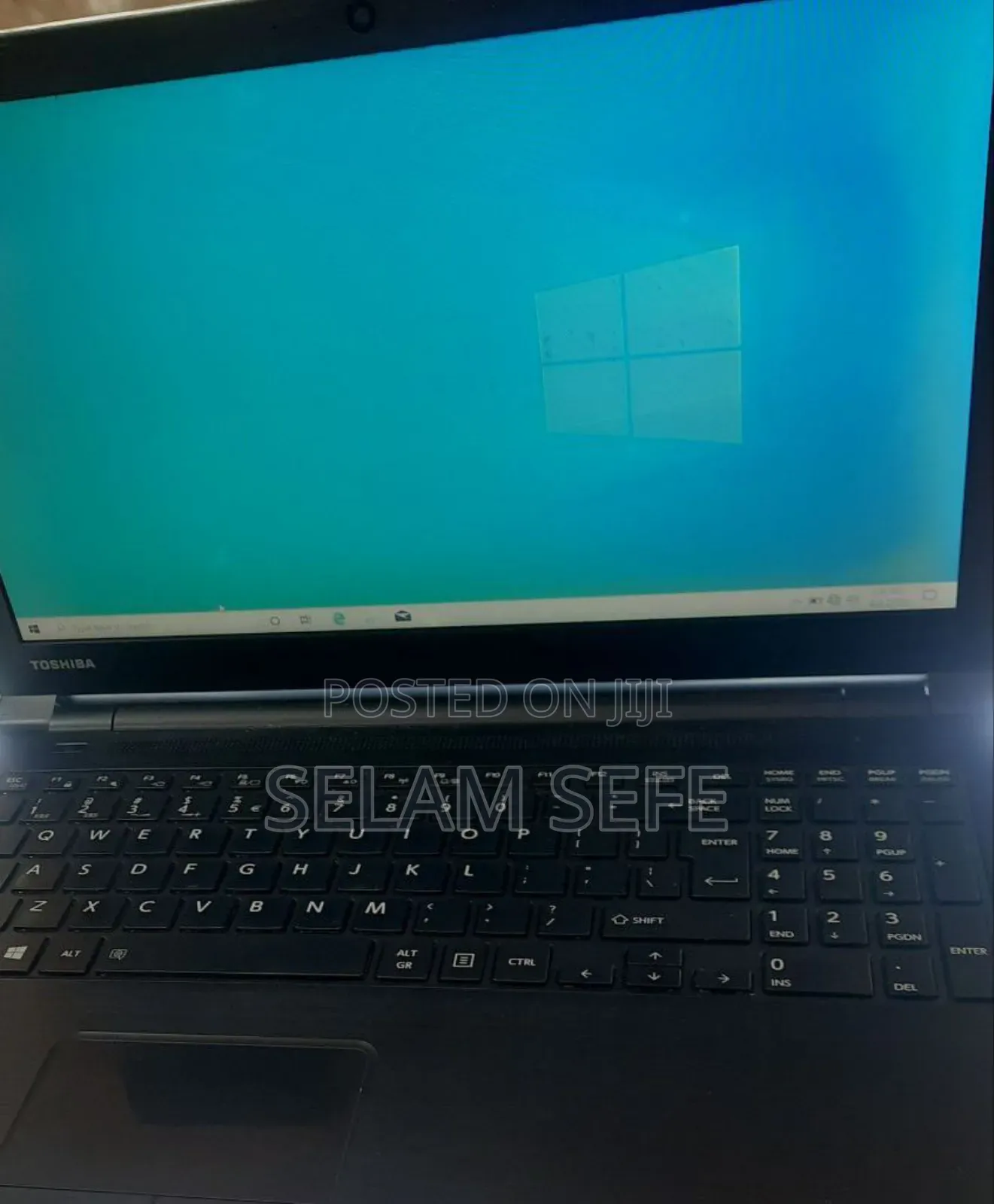 New Laptop Toshiba Satellite Pro B40 4GB Intel Core I5 HDD 1T