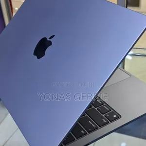 Photo - New Laptop Apple MacBook Air 2022 M2 8GB Apple M2 SSD 512GB