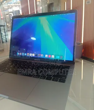 Photo - New Laptop Apple MacBook Pro 2019 8GB Intel Core I5 SSD 256GB