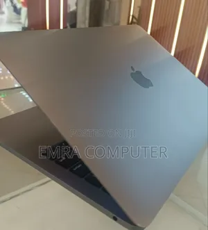 New Laptop Apple MacBook Pro 2019 8GB Intel Core I5 SSD 256GB