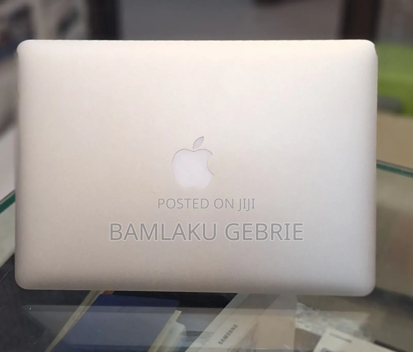 New Laptop Apple MacBook Air 2017 8GB Intel Core I5 SSD 256GB