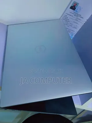 New Laptop Dell XPS 15 16GB Intel Core I7 SSD 512GB