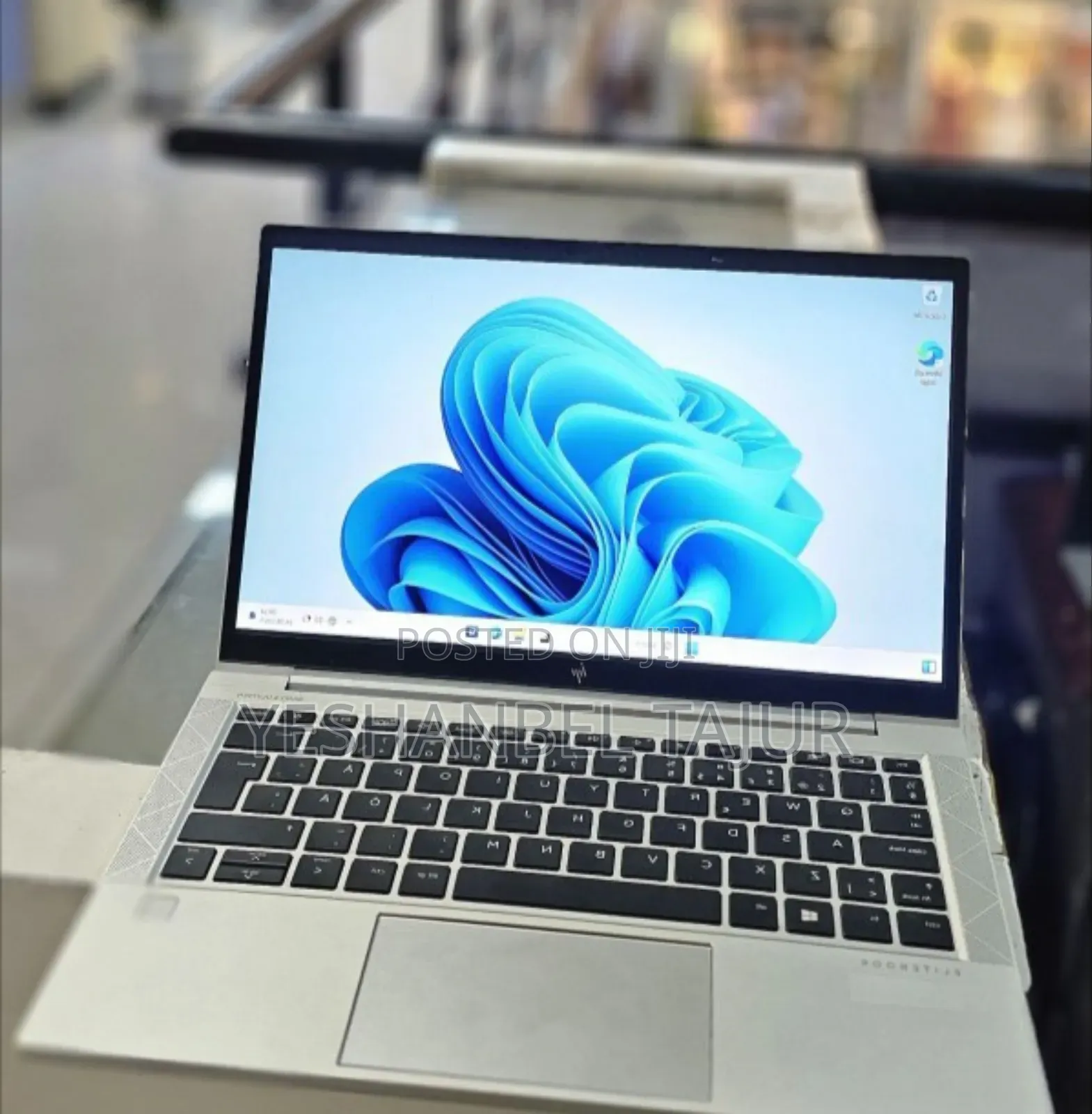 New Laptop HP EliteBook 830 G8 16GB Intel Core I5 SSD 512GB