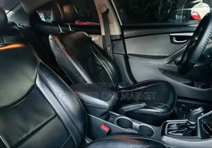 Hyundai Elantra 2015 Silver