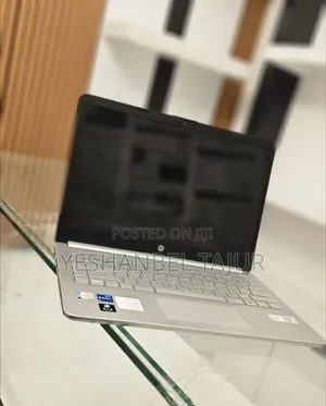 New Laptop HP Stream Notebook 8GB Intel Core I5 SSD 512GB