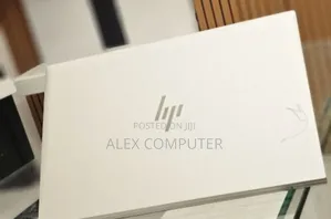 New Laptop HP EliteBook 830 G8 16GB Intel Core I7 SSD 512GB