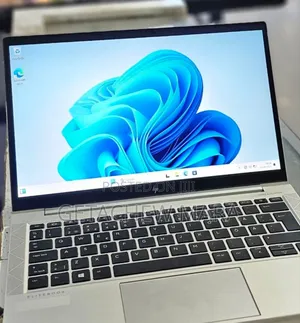 Photo - New Laptop HP EliteBook 840 16GB Intel Core I5 SSD 512GB