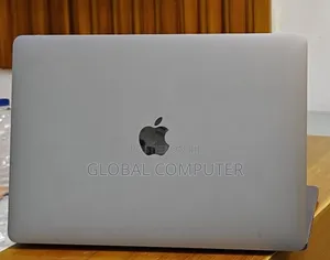 New Laptop Apple MacBook 2020 8GB Intel Core I5 SSD 256GB