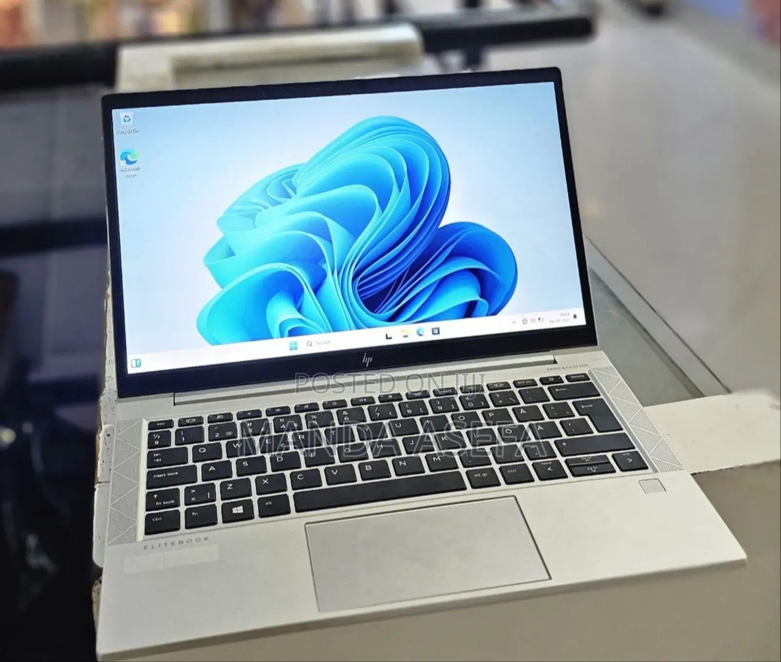 New Laptop HP EliteBook 830 G8 16GB Intel Core I5 SSD 512GB