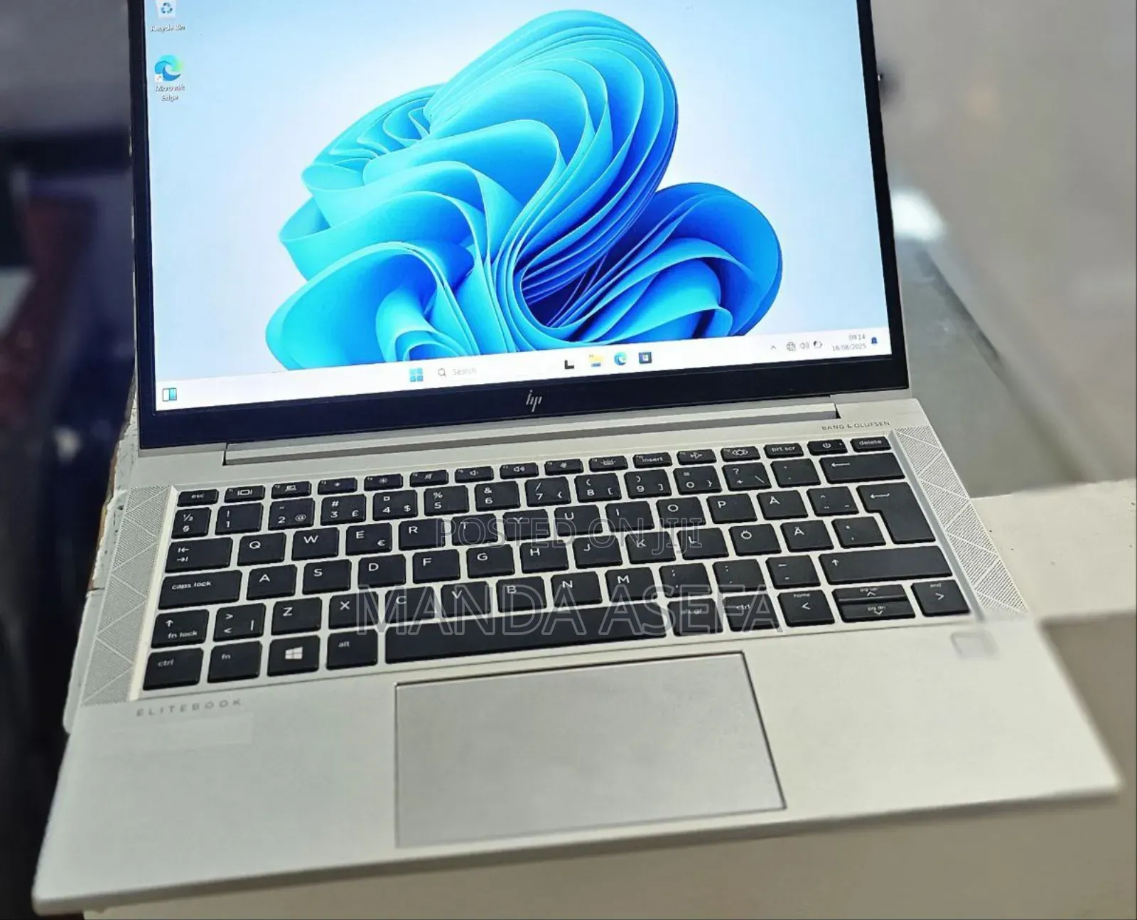 New Laptop HP EliteBook 830 G8 16GB Intel Core I5 SSD 512GB