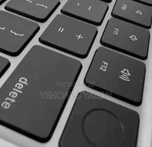 New Laptop Apple MacBook Air 2023 M2 8GB Apple M2 SSD 512GB