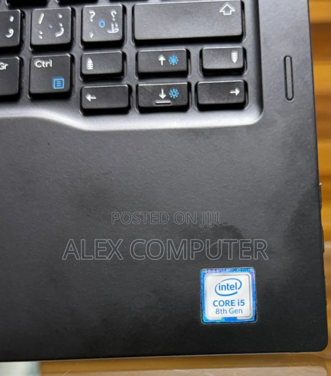 New Laptop Dell Latitude 5300 8GB Intel Core I5 SSD 512GB